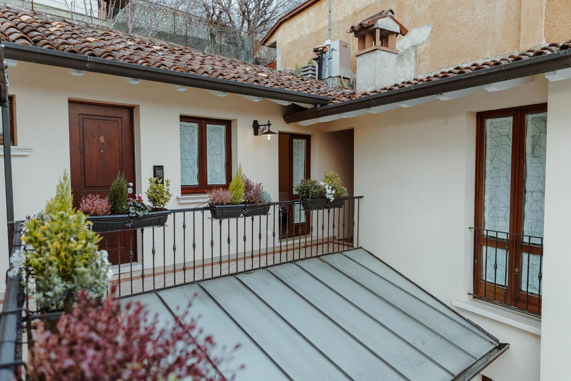 Hotel Alla Sosta Rezzato Exterior foto